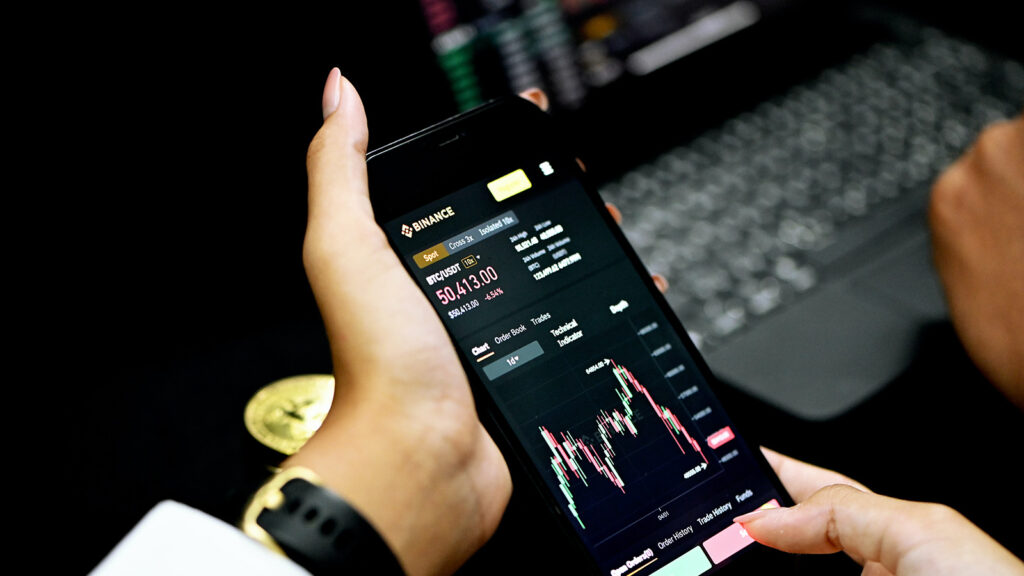 Узнайте, действительно ли Бинанс это развод или надежная платформа?